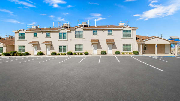 Western Sunshine Apartments property